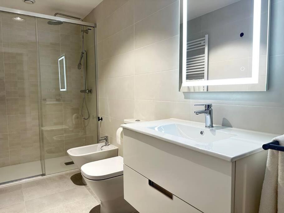 New Port, Free Parking Ybh1l Apartment